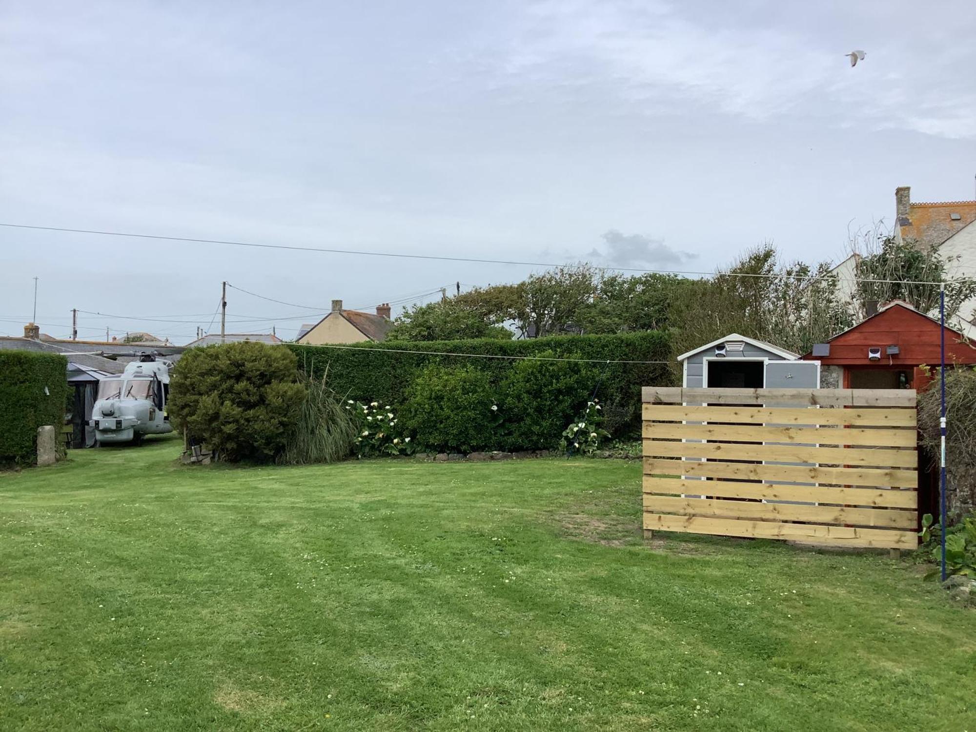 Haelarcher Helicopter Glamping Helston Exteriör bild